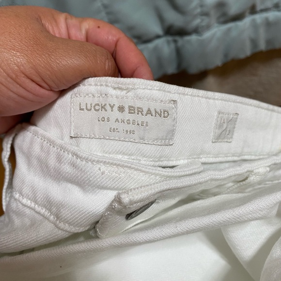 NWT-Lucky Brand White Boyfriend Shorts - Picture 11 of 13